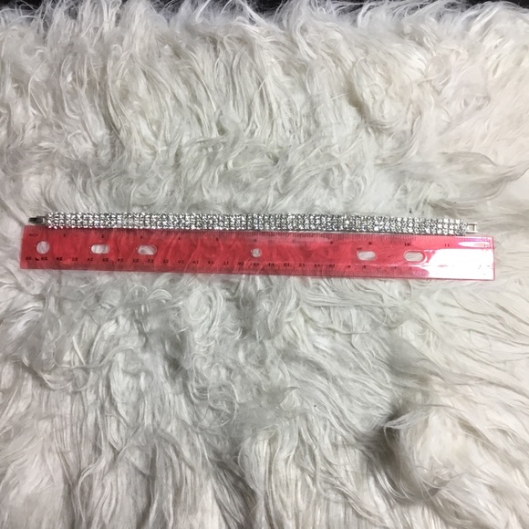 Elegant diamond choker - Picture 4 of 5